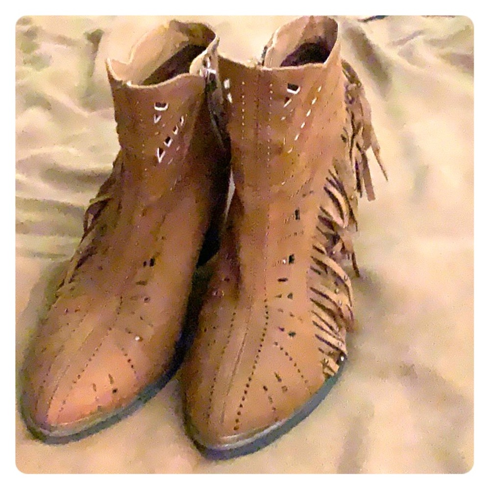 Not Rated size 8 suede tan booties